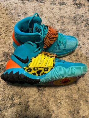 Nike Kyrie 6 Oracle Aqua Basketball
Shoes BQ4630-300
Aqua/Black/Orange Mens 9